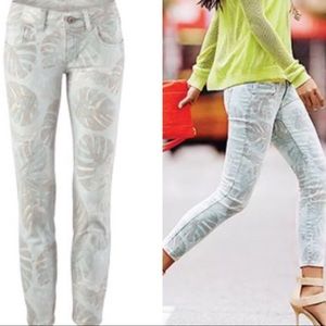 CAbi Paradise Cropped Super Skinny Jeans